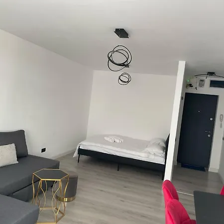 Cozy And Modern Ultracentral