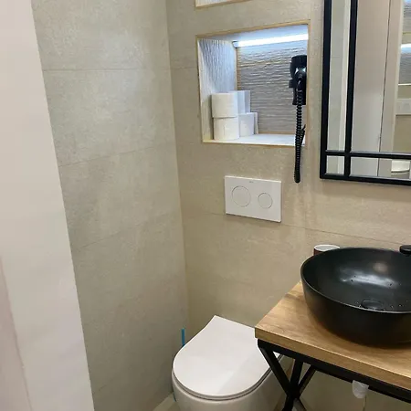 아파트 Cozy And Modern Ultracentral *